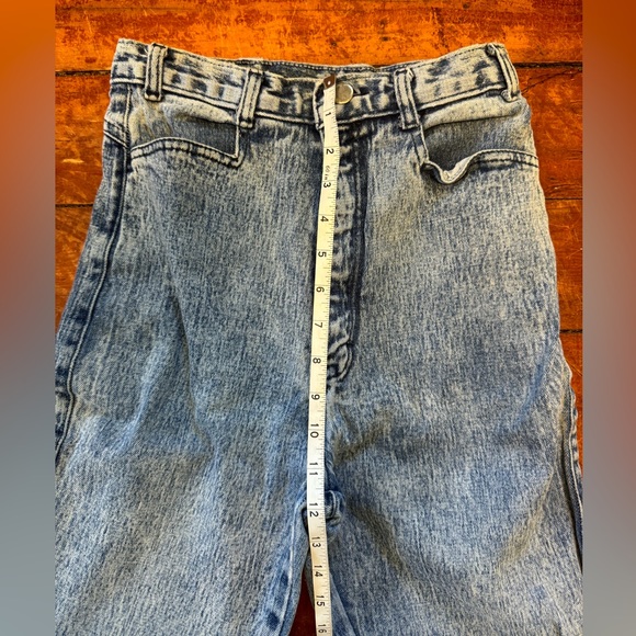 ONLY DENIM - High-waist Jeans - Picture 5 of 8